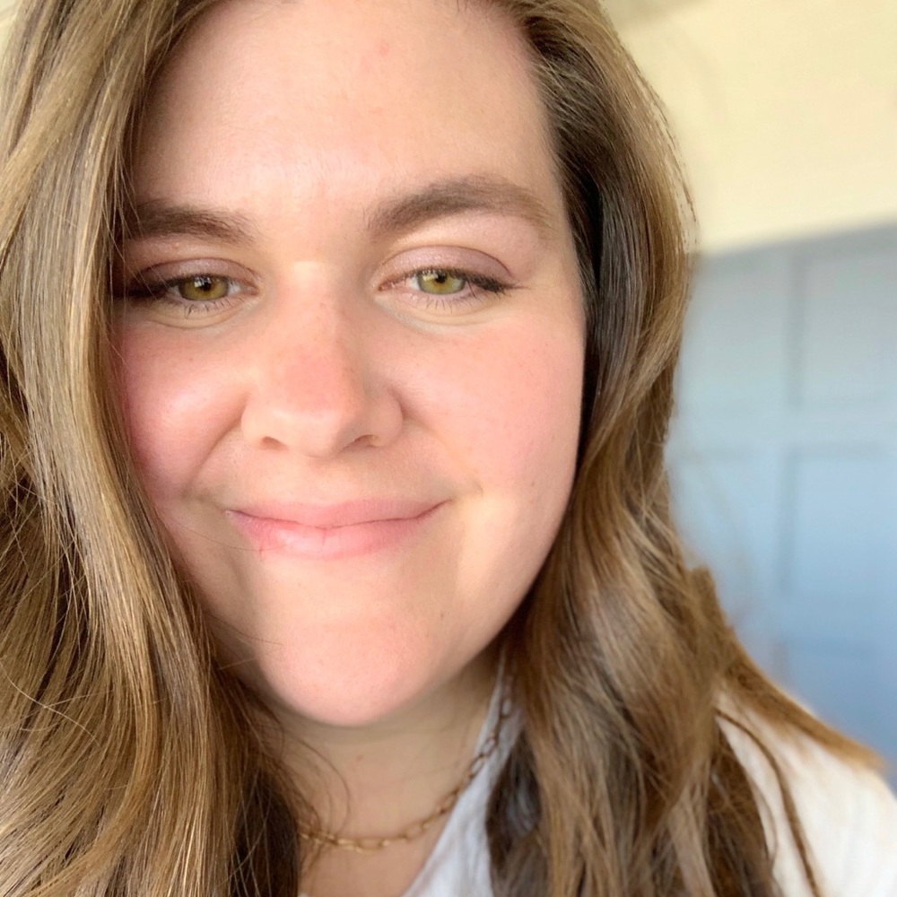 Meet your Posher, Alyssa